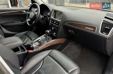 Внедорожник / Кроссовер Audi Q5 2015 в 