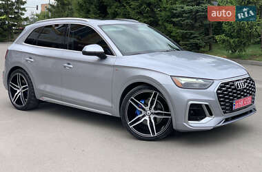 Внедорожник / Кроссовер Audi Q5 2021 в 