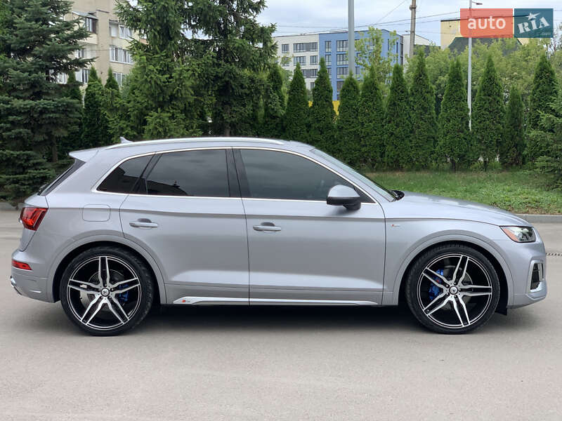 Позашляховик / Кросовер Audi Q5 2021 в Тернополі