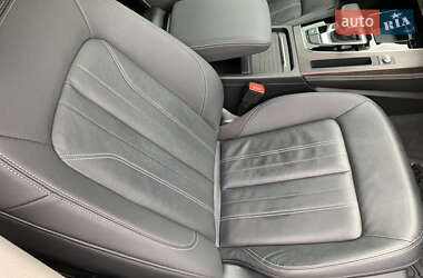 Внедорожник / Кроссовер Audi Q5 2021 в 