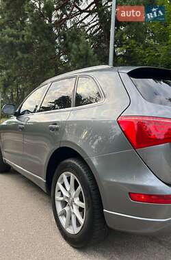 Внедорожник / Кроссовер Audi Q5 2012 в 