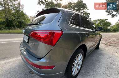 Внедорожник / Кроссовер Audi Q5 2012 в 