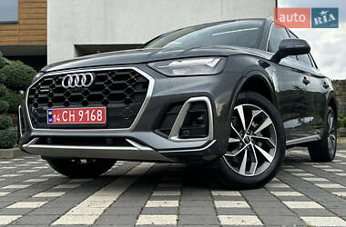 Позашляховик / Кросовер Audi Q5 2023 в 