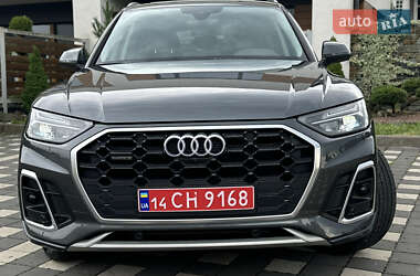Позашляховик / Кросовер Audi Q5 2023 в 