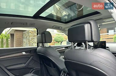 Позашляховик / Кросовер Audi Q5 2023 в 