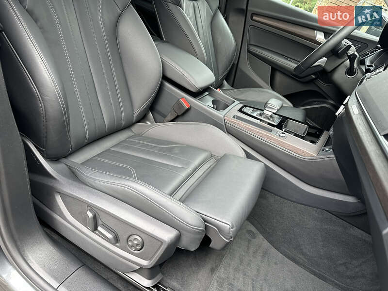Внедорожник / Кроссовер Audi Q5 2023 в Стрые