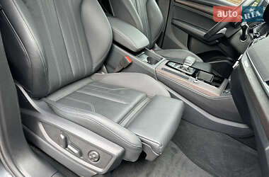 Позашляховик / Кросовер Audi Q5 2023 в 