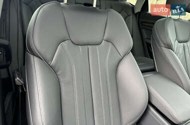 Позашляховик / Кросовер Audi Q5 2023 в 