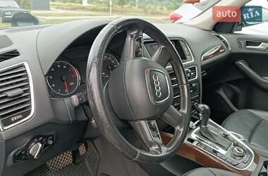 Внедорожник / Кроссовер Audi Q5 2012 в 