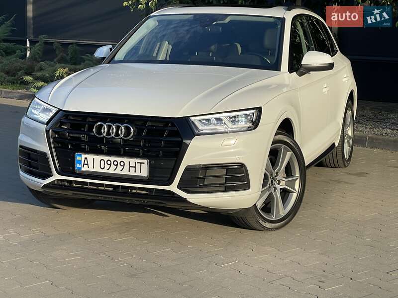 Внедорожник / Кроссовер Audi Q5 2019 в 