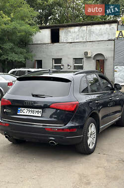 Позашляховик / Кросовер Audi Q5 2014 в 