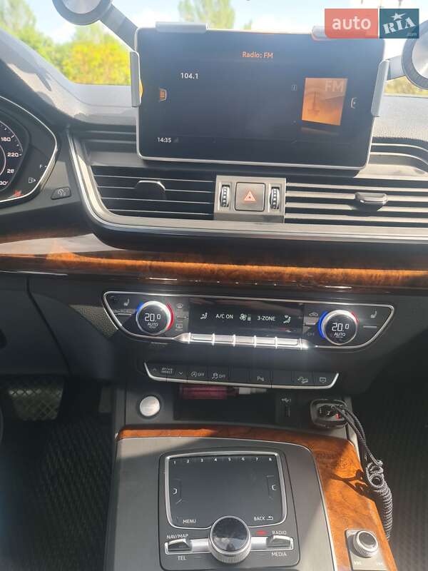 Позашляховик / Кросовер Audi Q5 2017 в Запоріжжі