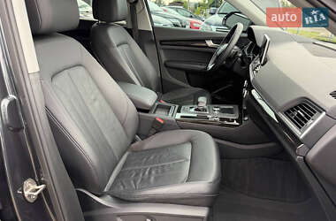 Позашляховик / Кросовер Audi Q5 2018 в 