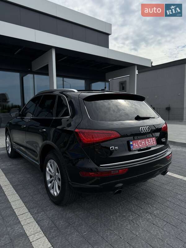 Позашляховик / Кросовер Audi Q5 2016 в Львові