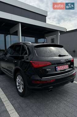 Внедорожник / Кроссовер Audi Q5 2016 в 