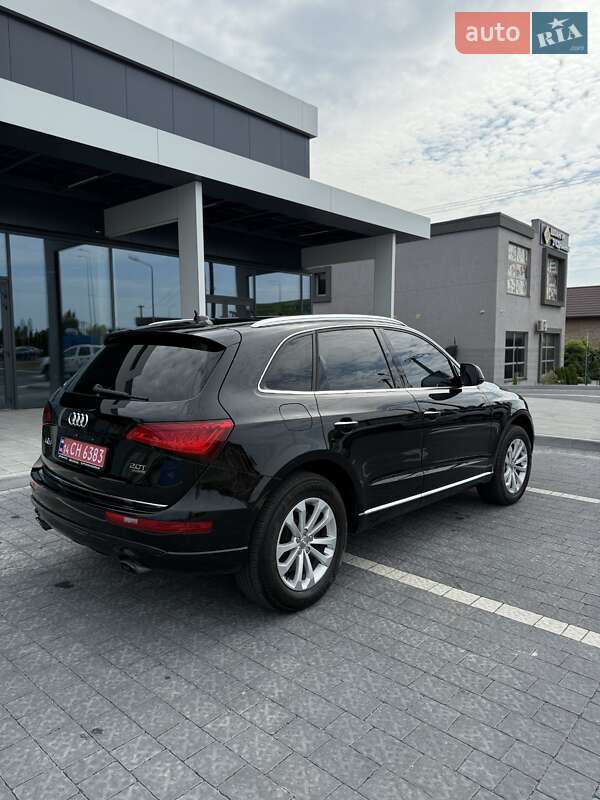 Позашляховик / Кросовер Audi Q5 2016 в Львові