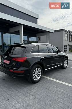 Внедорожник / Кроссовер Audi Q5 2016 в 
