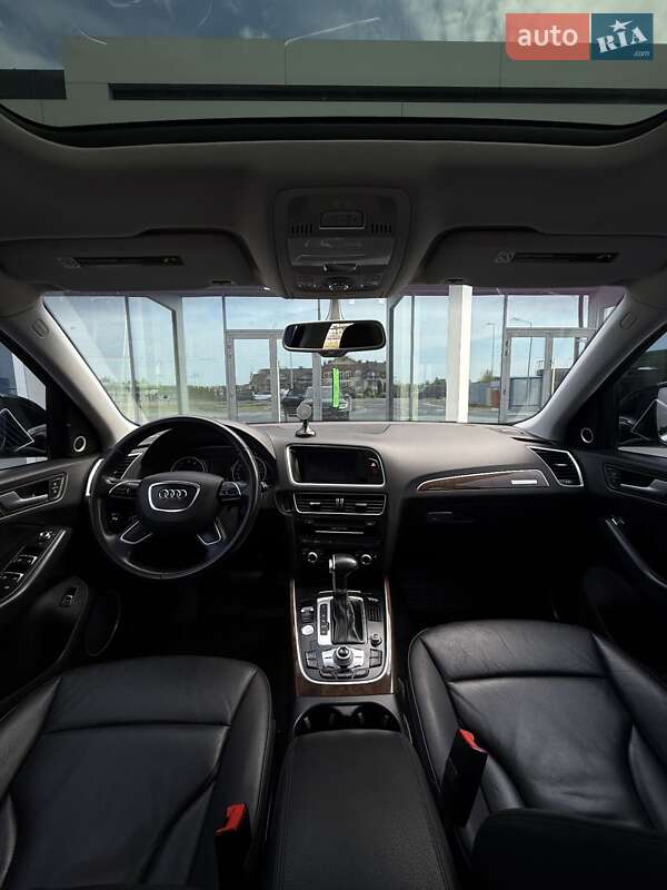 Позашляховик / Кросовер Audi Q5 2016 в Львові