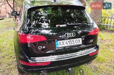 Позашляховик / Кросовер Audi Q5 2015 в 