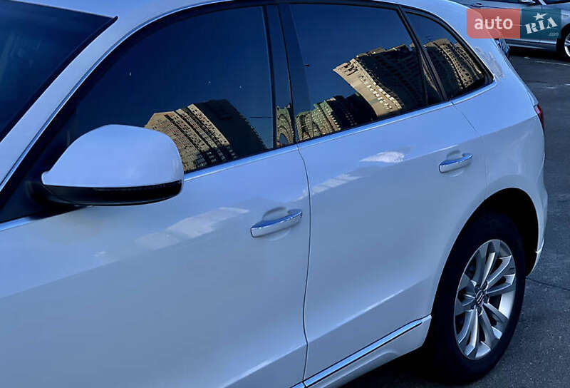 Позашляховик / Кросовер Audi Q5 2014 в Києві