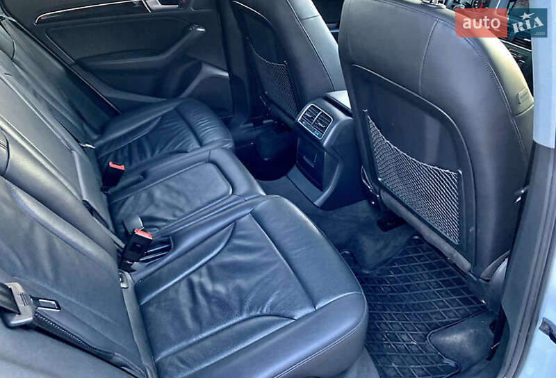 Позашляховик / Кросовер Audi Q5 2014 в Києві