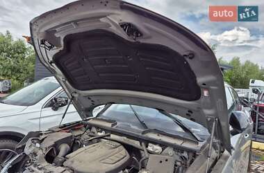 Позашляховик / Кросовер Audi Q5 2020 в 