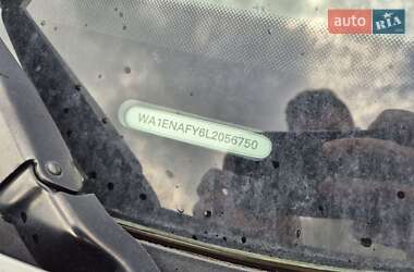 Позашляховик / Кросовер Audi Q5 2020 в 