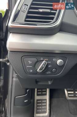 Внедорожник / Кроссовер Audi Q5 2022 в 