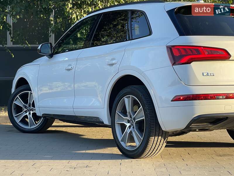 Внедорожник / Кроссовер Audi Q5 2019 в Белой Церкви