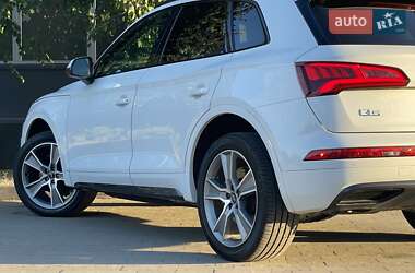 Внедорожник / Кроссовер Audi Q5 2019 в 