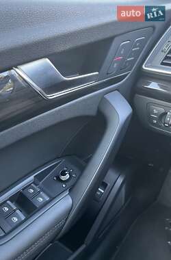 Внедорожник / Кроссовер Audi Q5 2019 в 