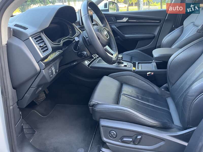 Внедорожник / Кроссовер Audi Q5 2019 в Белой Церкви