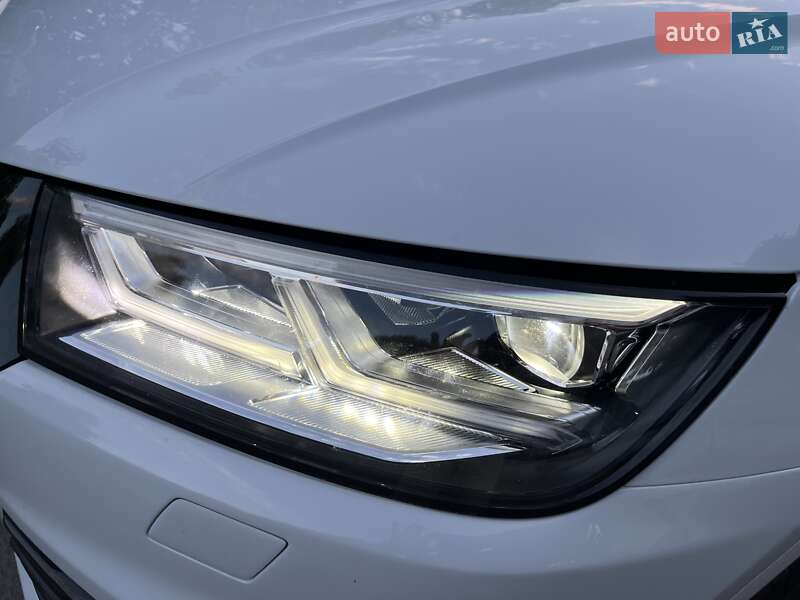 Внедорожник / Кроссовер Audi Q5 2019 в Белой Церкви