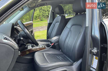 Позашляховик / Кросовер Audi Q5 2015 в 