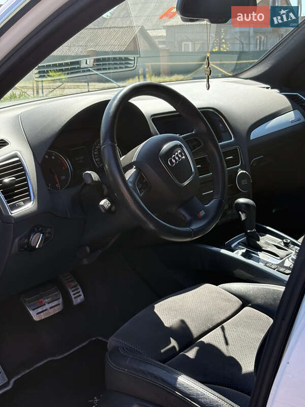 Позашляховик / Кросовер Audi Q5 2009 в Хмільнику