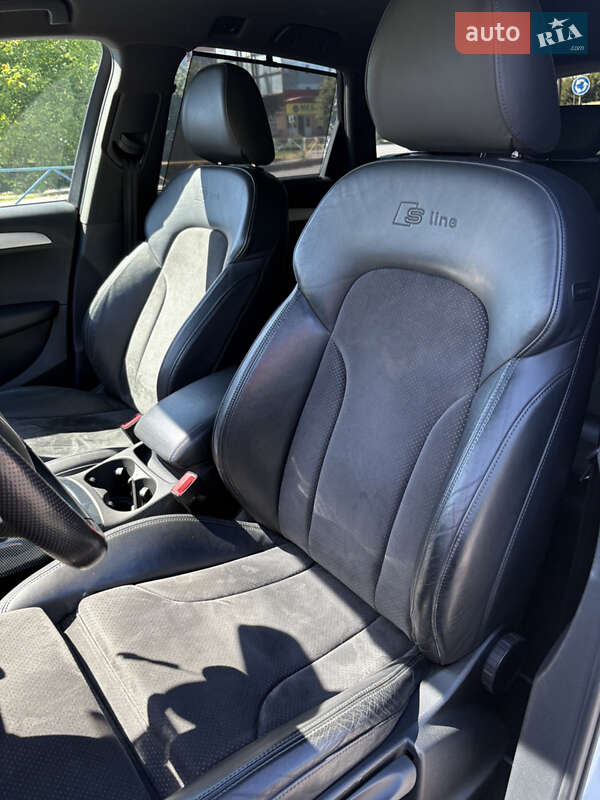 Позашляховик / Кросовер Audi Q5 2009 в Хмільнику