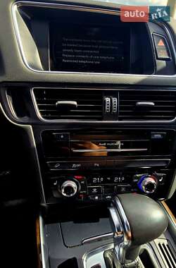 Внедорожник / Кроссовер Audi Q5 2012 в 