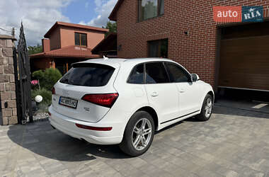Внедорожник / Кроссовер Audi Q5 2012 в 