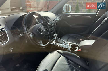 Внедорожник / Кроссовер Audi Q5 2012 в 