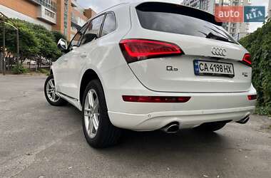 Позашляховик / Кросовер Audi Q5 2013 в 