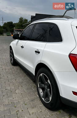 Позашляховик / Кросовер Audi Q5 2010 в 