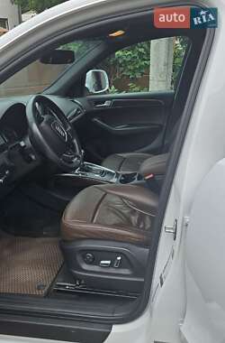 Внедорожник / Кроссовер Audi Q5 2013 в 