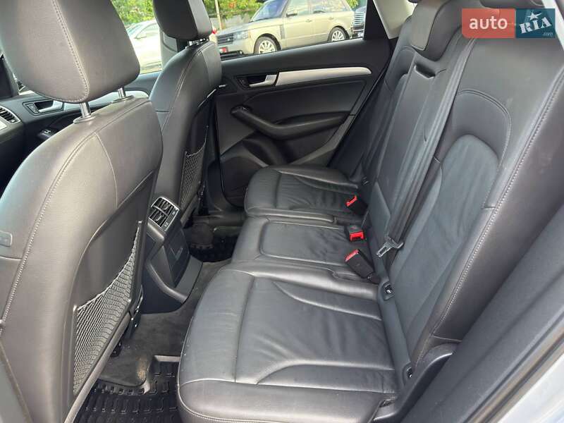 Позашляховик / Кросовер Audi Q5 2016 в Харкові
