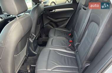 Позашляховик / Кросовер Audi Q5 2016 в 