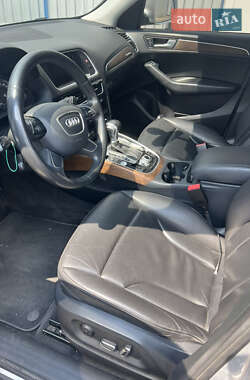 Позашляховик / Кросовер Audi Q5 2013 в 