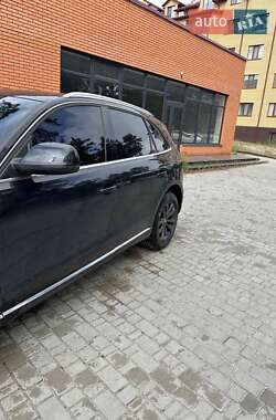 Позашляховик / Кросовер Audi Q5 2012 в 