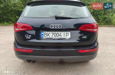 Внедорожник / Кроссовер Audi Q5 2010 в 