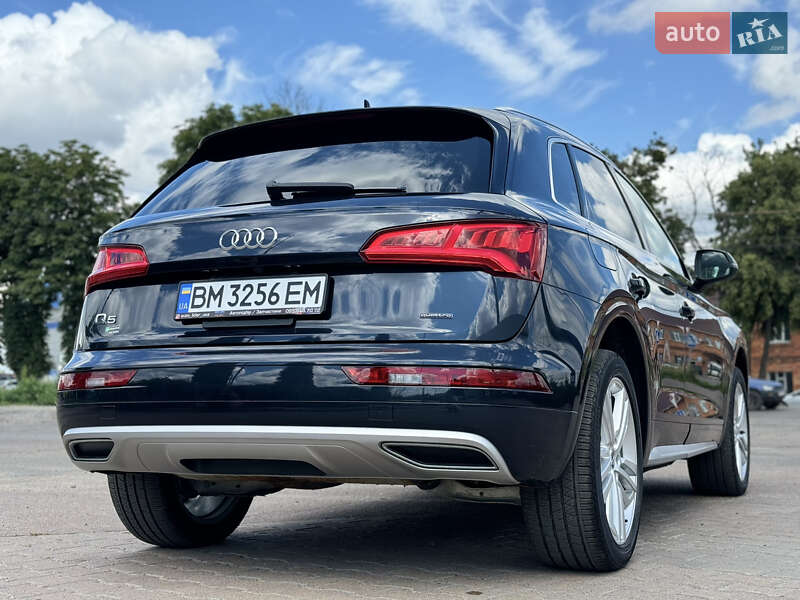 Позашляховик / Кросовер Audi Q5 2019 в Сумах