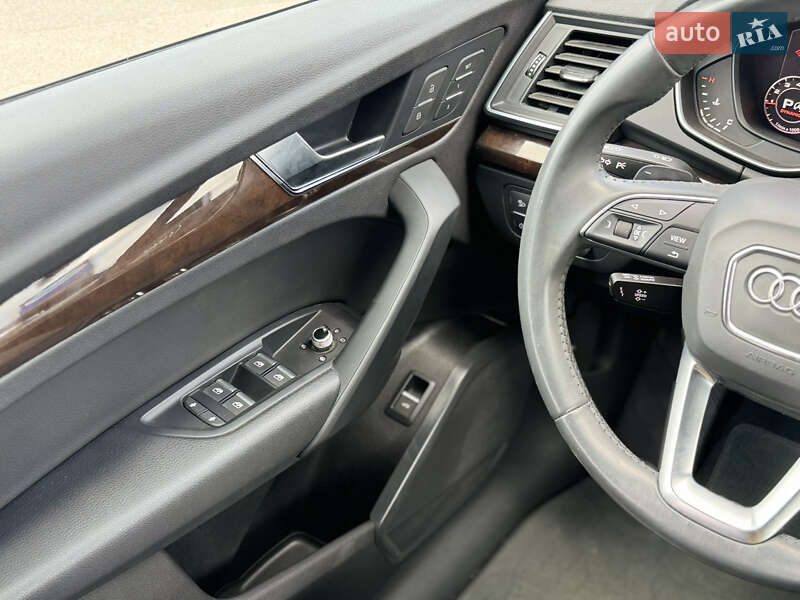 Позашляховик / Кросовер Audi Q5 2019 в Сумах