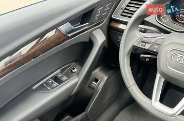 Внедорожник / Кроссовер Audi Q5 2019 в 